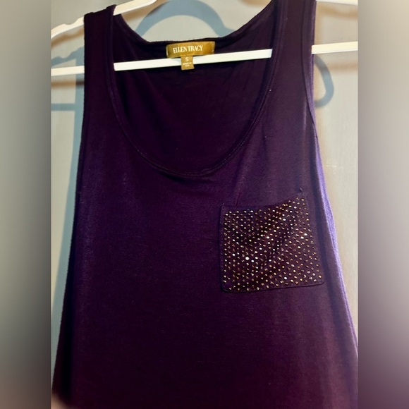 Ellen Tracey sleeveless top with beautiful pocket embellishments,
Size small - Picture 4 of 5